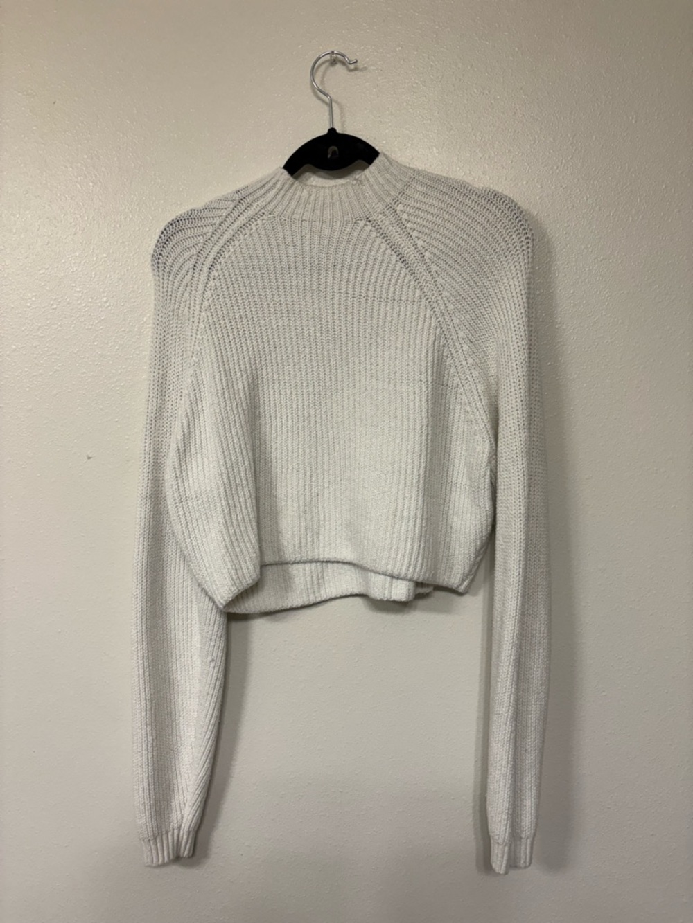 Hollister Cream Ribbed Knit Pullover